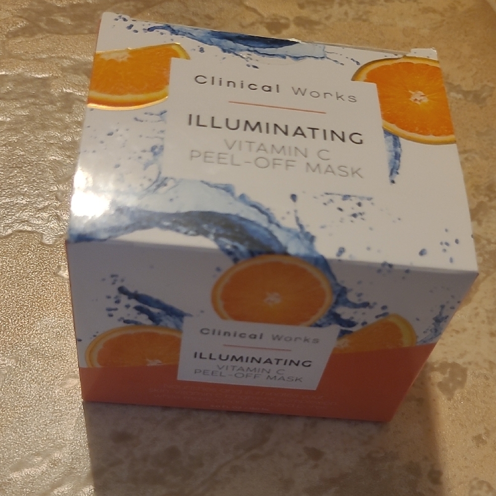 Clinical Works Illuminating Vitamin C Peel-Off Mask